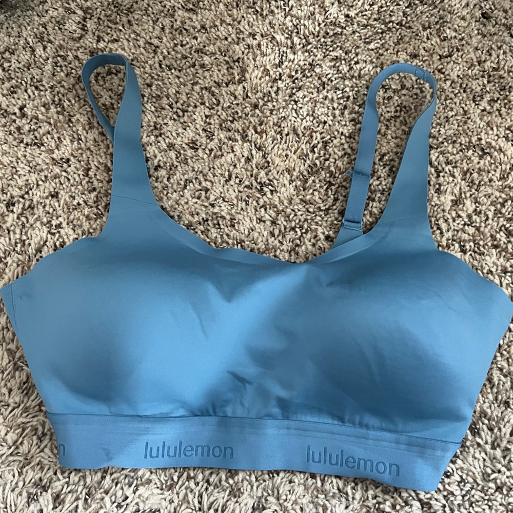 Lululemon bra